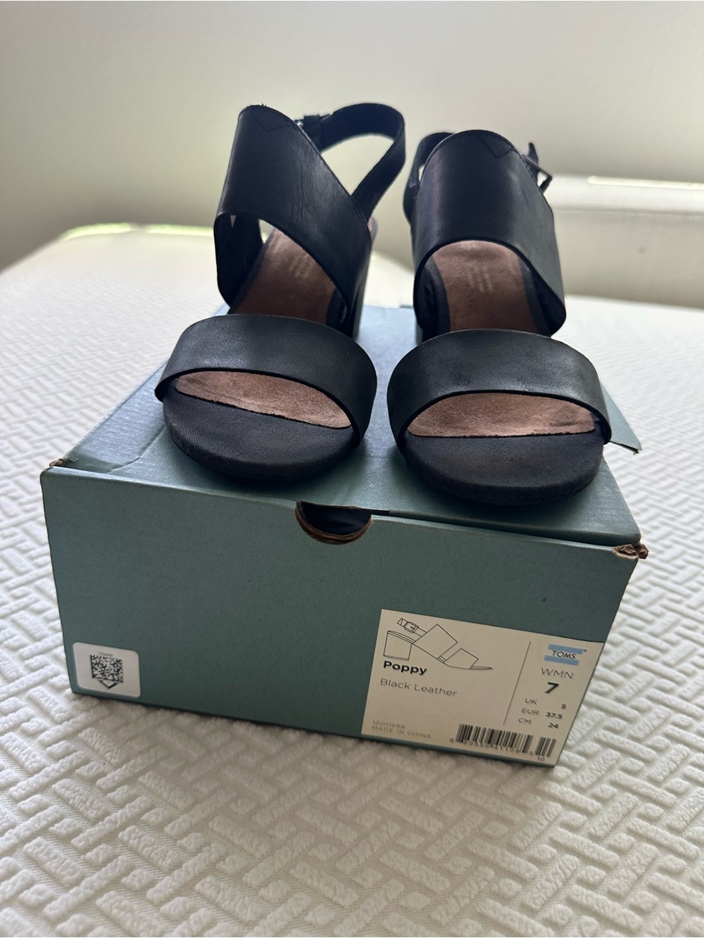 TOMS Poppy Black Leather Women’s Sandal